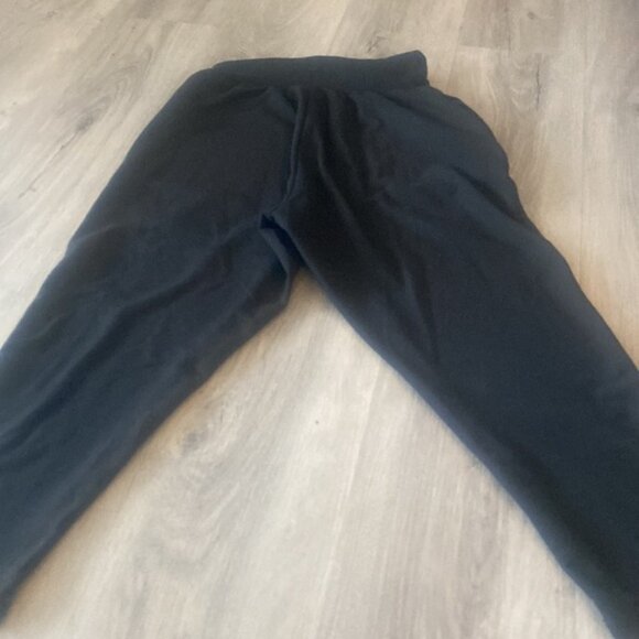 🏁 Gymshark black athletic slouchy capris size XS - Picture 8 of 10